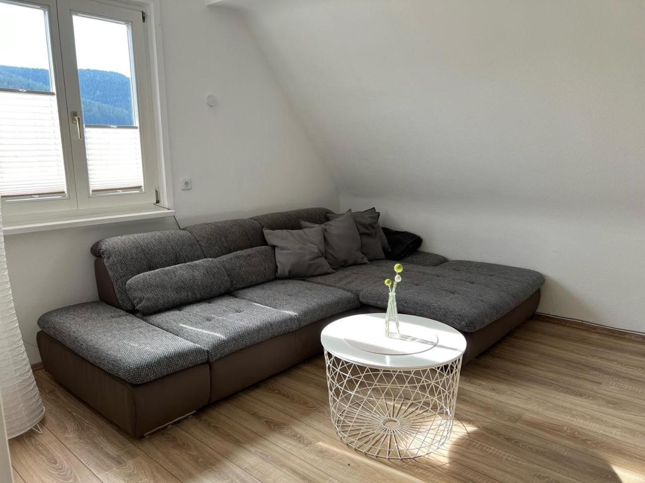 Ferienwohnung Am Wiesenrain بيرسبرون المظهر الخارجي الصورة