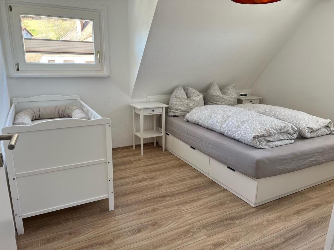 Ferienwohnung Am Wiesenrain بيرسبرون المظهر الخارجي الصورة